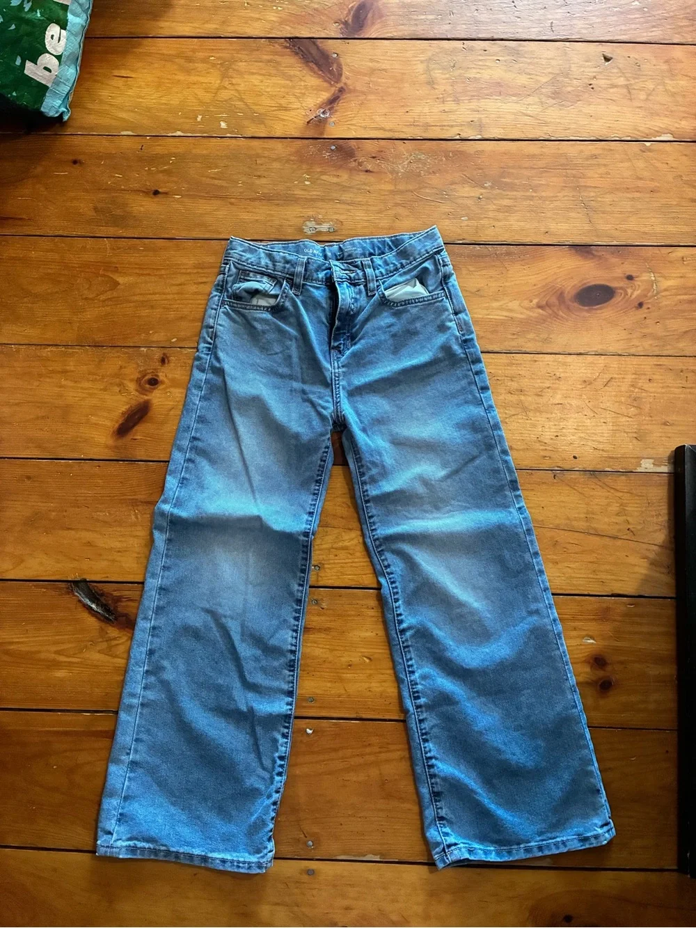 Old Navy Kids Wide-Leg Jeans in Light Blue Denim
